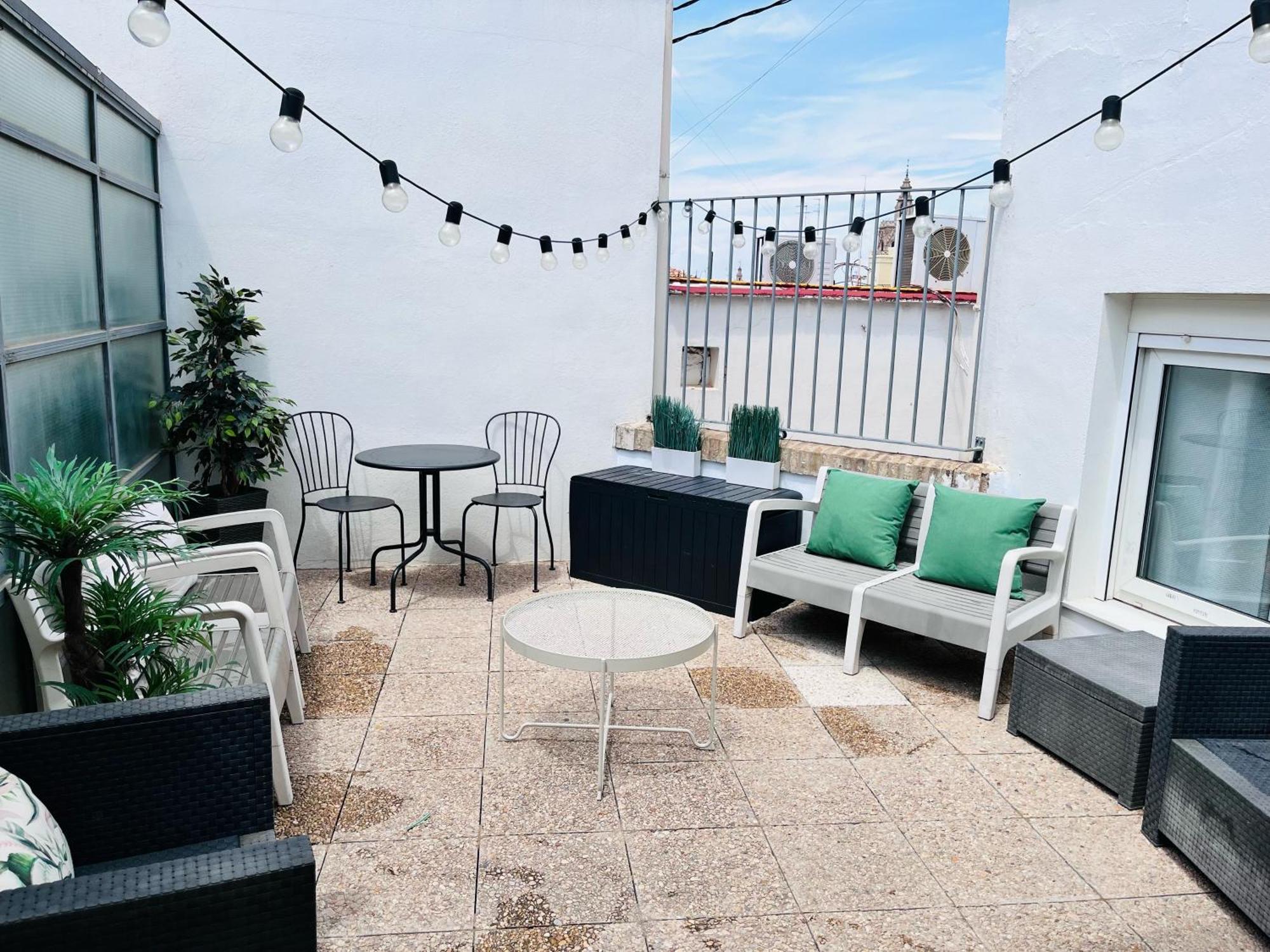 Travel Habitat Atico Calle Comedias Appartement Valencia Buitenkant foto
