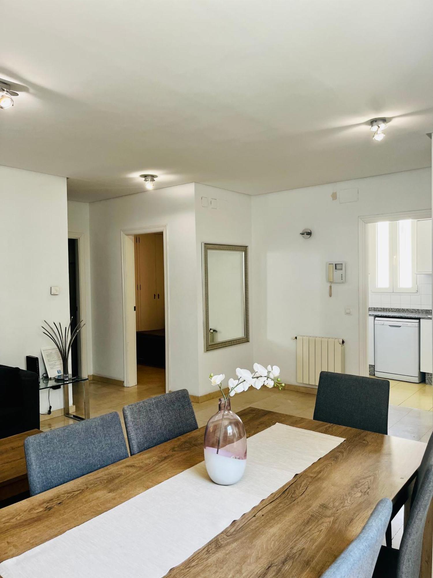 Travel Habitat Atico Calle Comedias Appartement Valencia Buitenkant foto