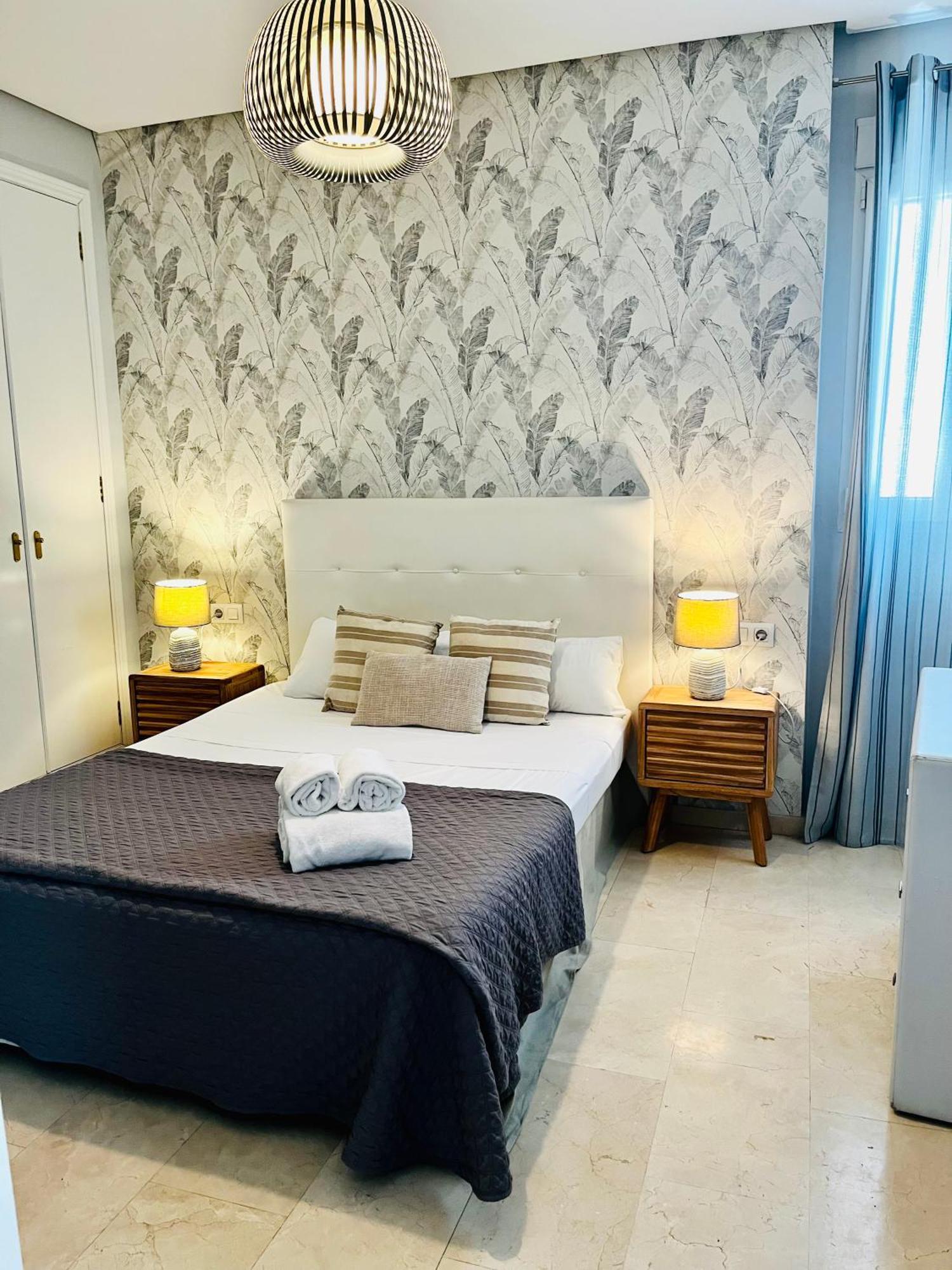 Travel Habitat Atico Calle Comedias Appartement Valencia Buitenkant foto