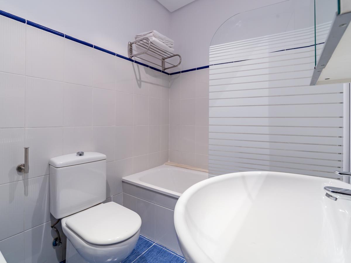 Travel Habitat Atico Calle Comedias Appartement Valencia Buitenkant foto