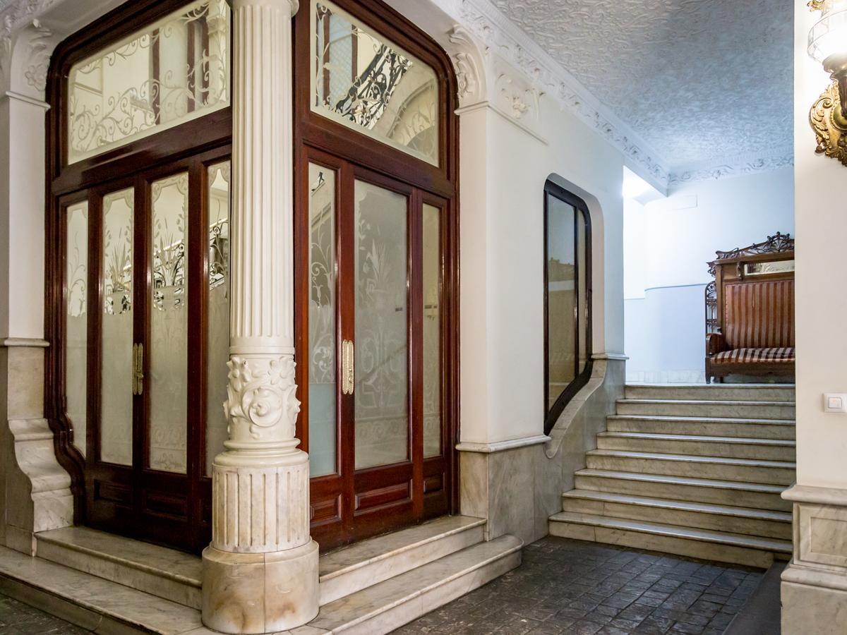 Travel Habitat Atico Calle Comedias Appartement Valencia Buitenkant foto